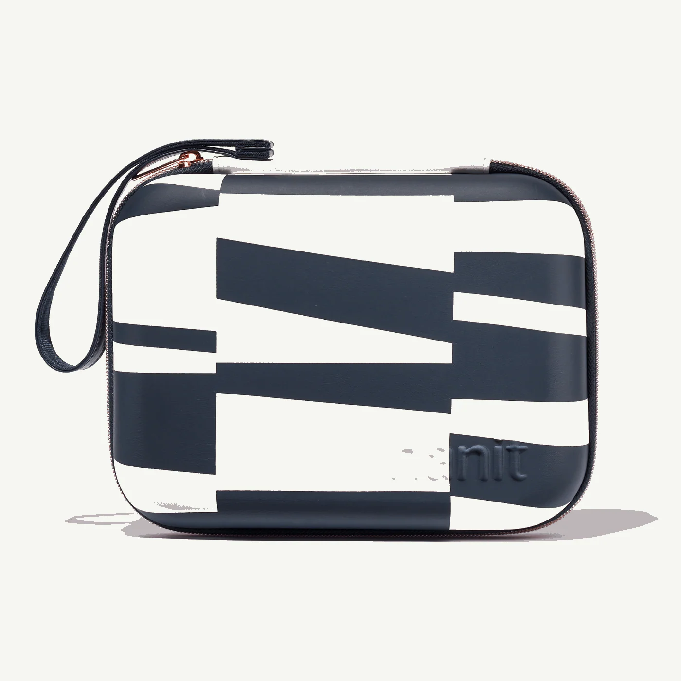 Travel Case - Image 6